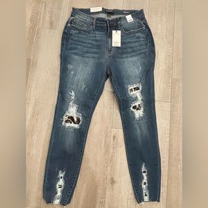 NWT Judy Blue high waist, skinny fit jeans with distressed leopard. 13/31